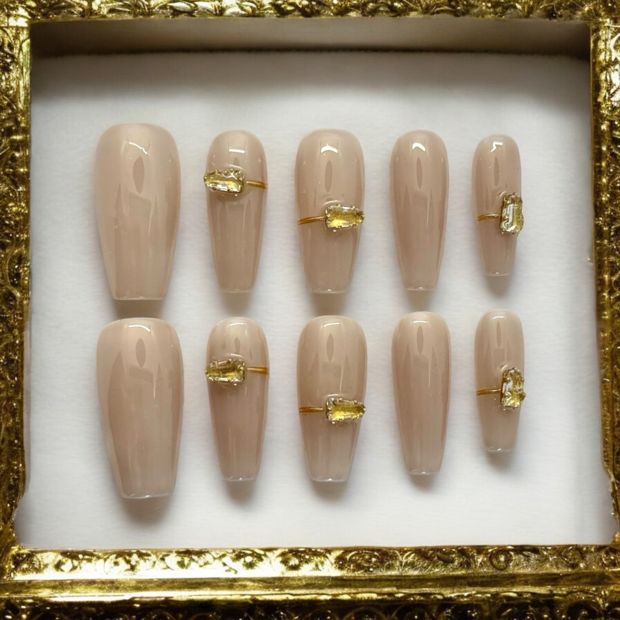 Elegant Nude Nail Art That Shines