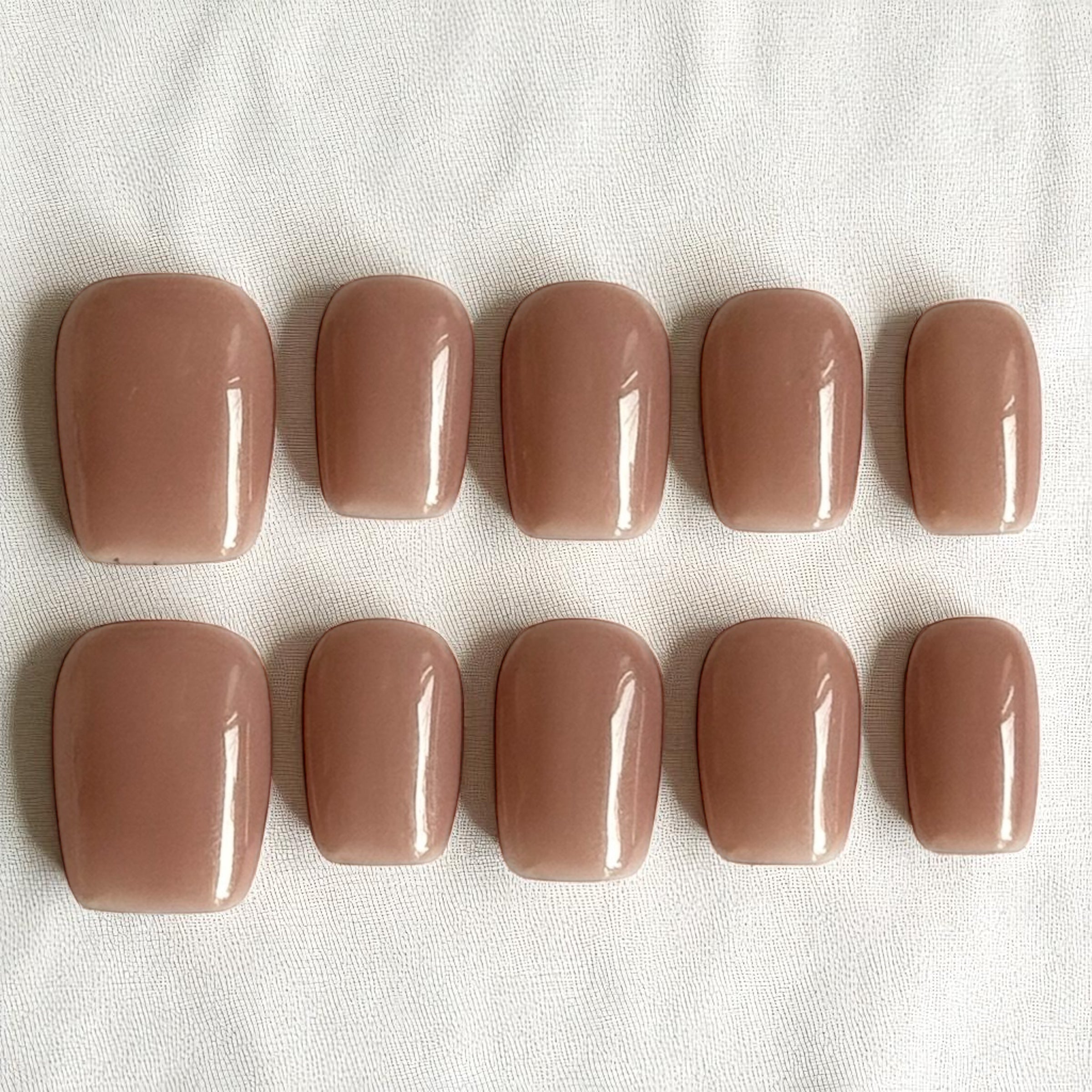 'Minimal Mood' Buy 5 & Get 25% off + Free UV Solid Gel Set