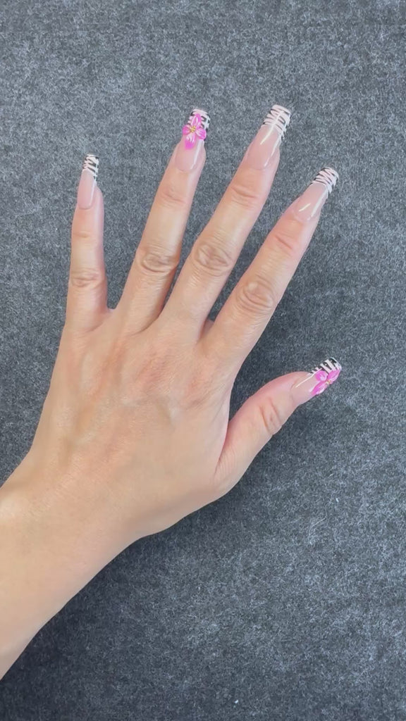 Wild Bloom Nails | Handmade Square Press-Ons 25mm

